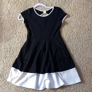 -Soprano black & white color block jersey dress Size 14